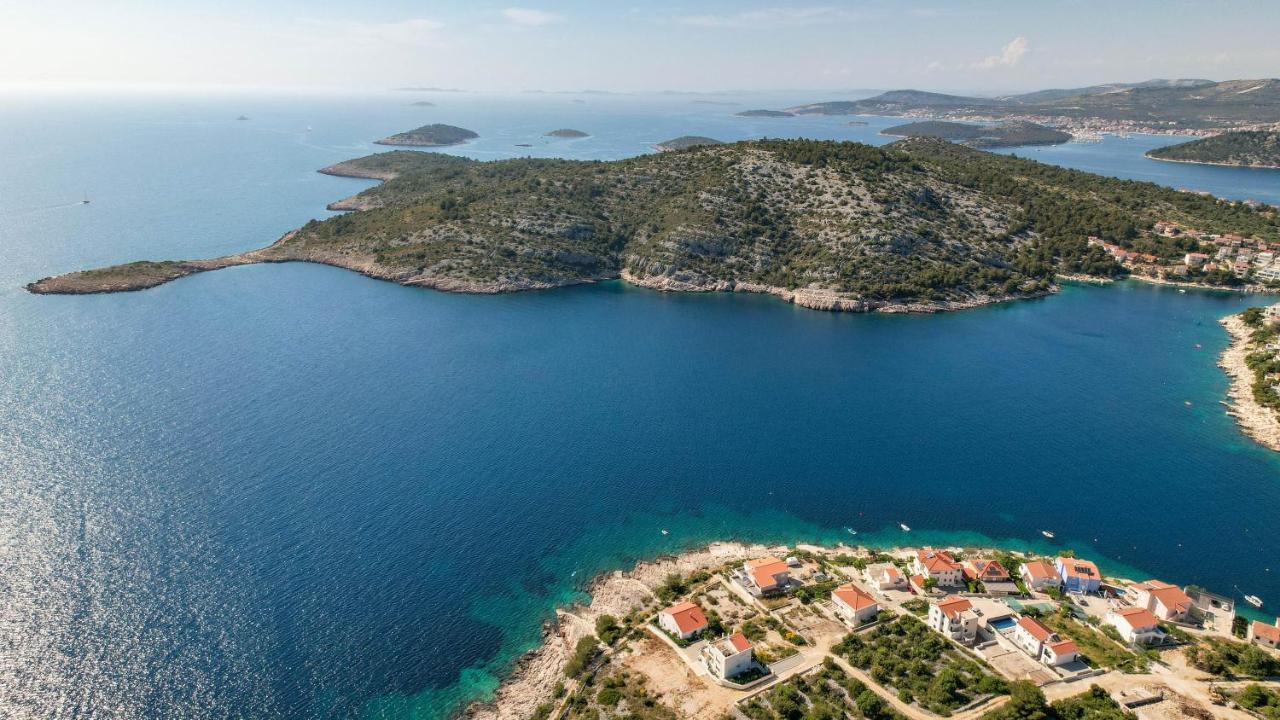 Villa Le Soleil โรกอซนิซา ภายนอก รูปภาพ